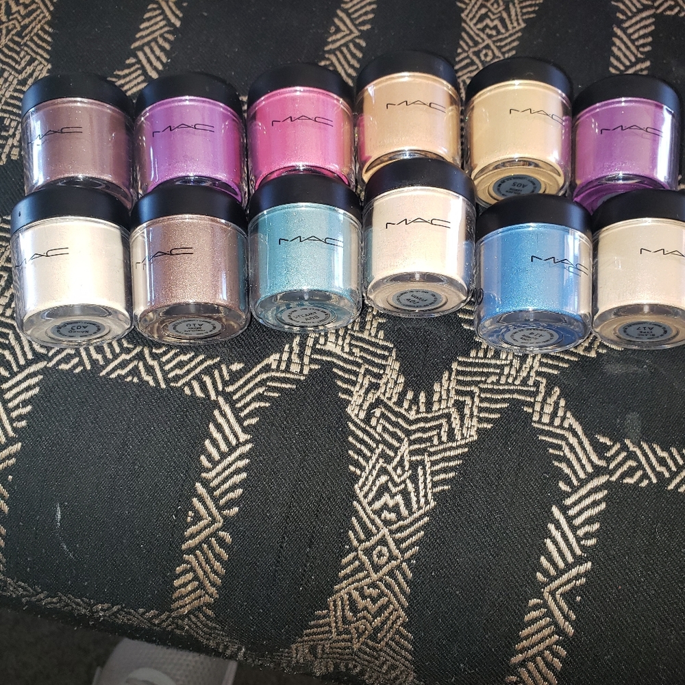 Mac eyeshadow Pigments